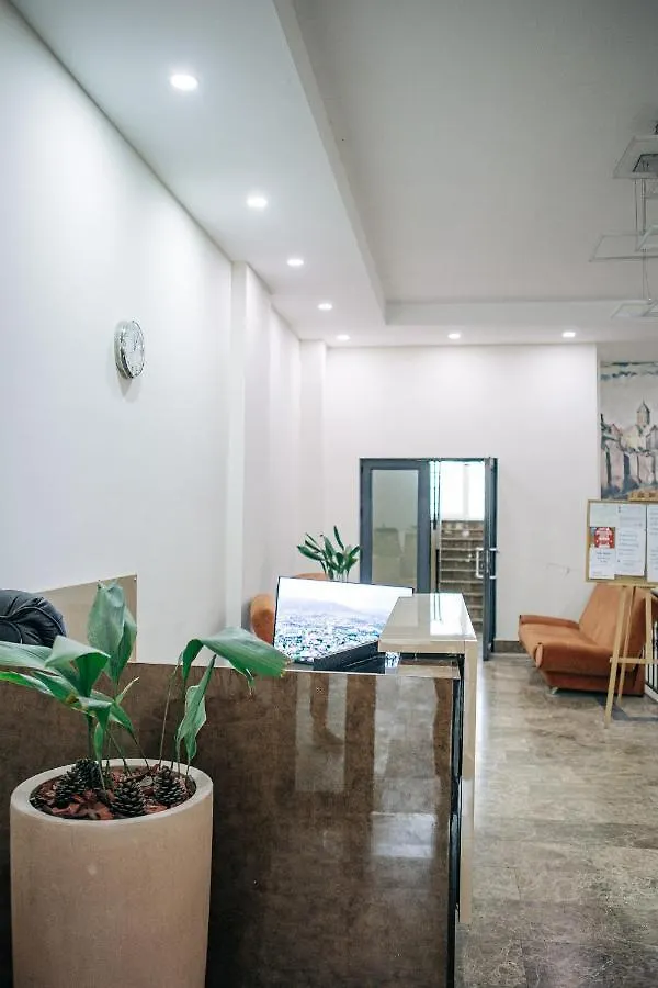 Apartament444 Тбилиси 0*,